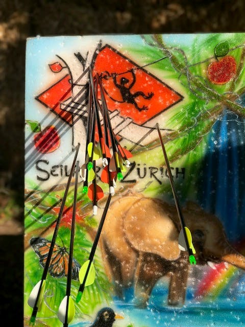 Bogenschiessen auf kreative Zielscheiben