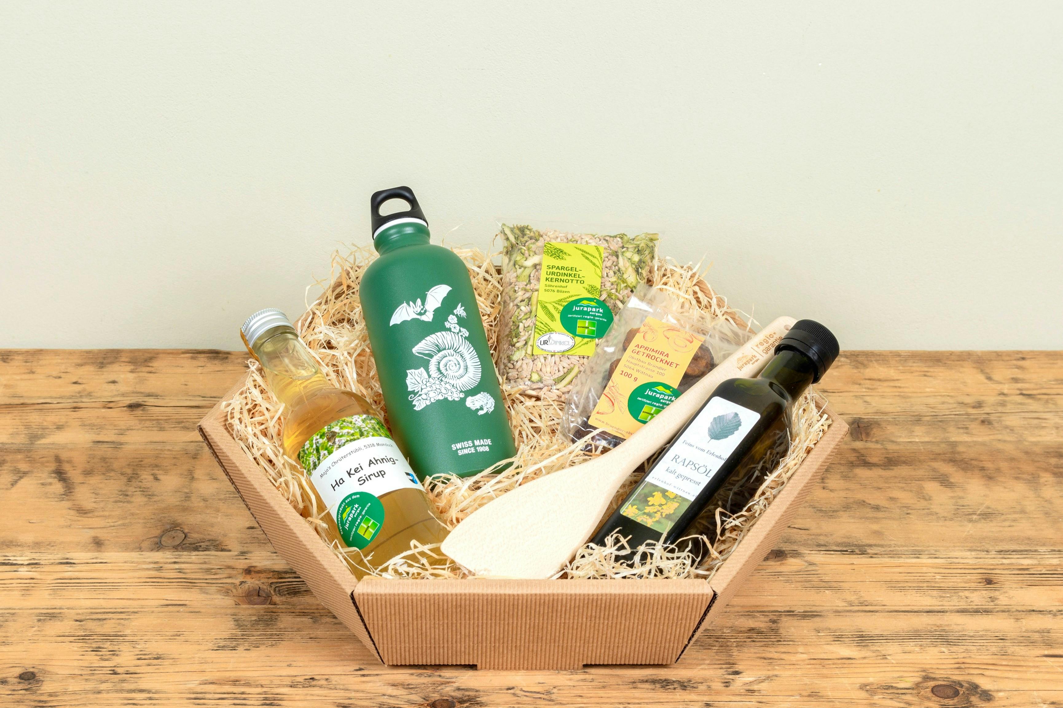 Geschenkkorb "Sattmacher-Set" mit SIGG-Flasche (nur auf Abholung)