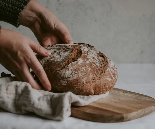 Brotgeschichten vom Berner Brotsommelier – RegioFood Hub «Genussbühne» im Kaiserhaus